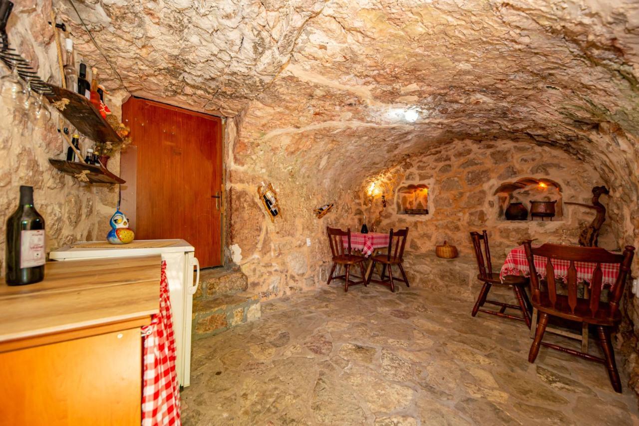 Ethno House Osobak Bed & Breakfast Virpazar Exterior photo