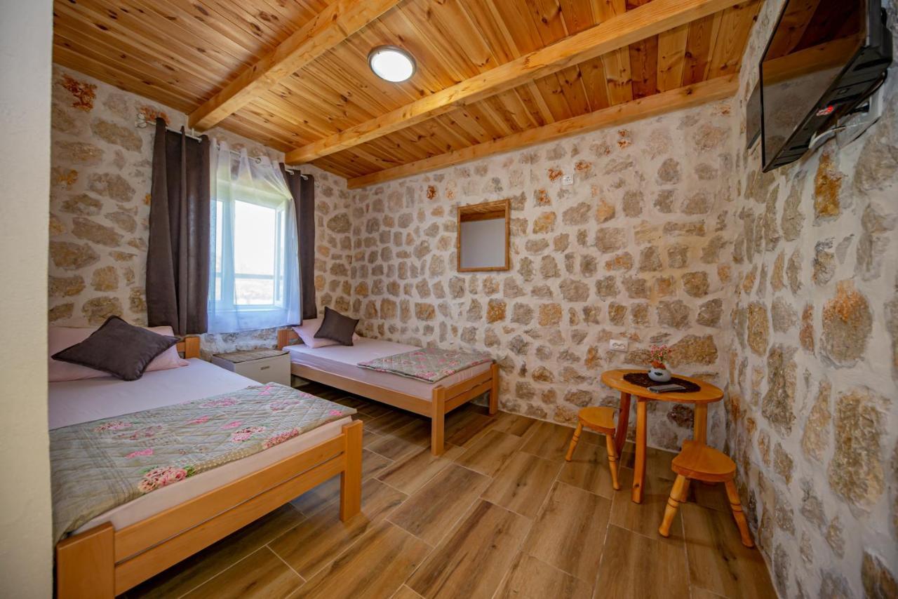 Ethno House Osobak Bed & Breakfast Virpazar Exterior photo